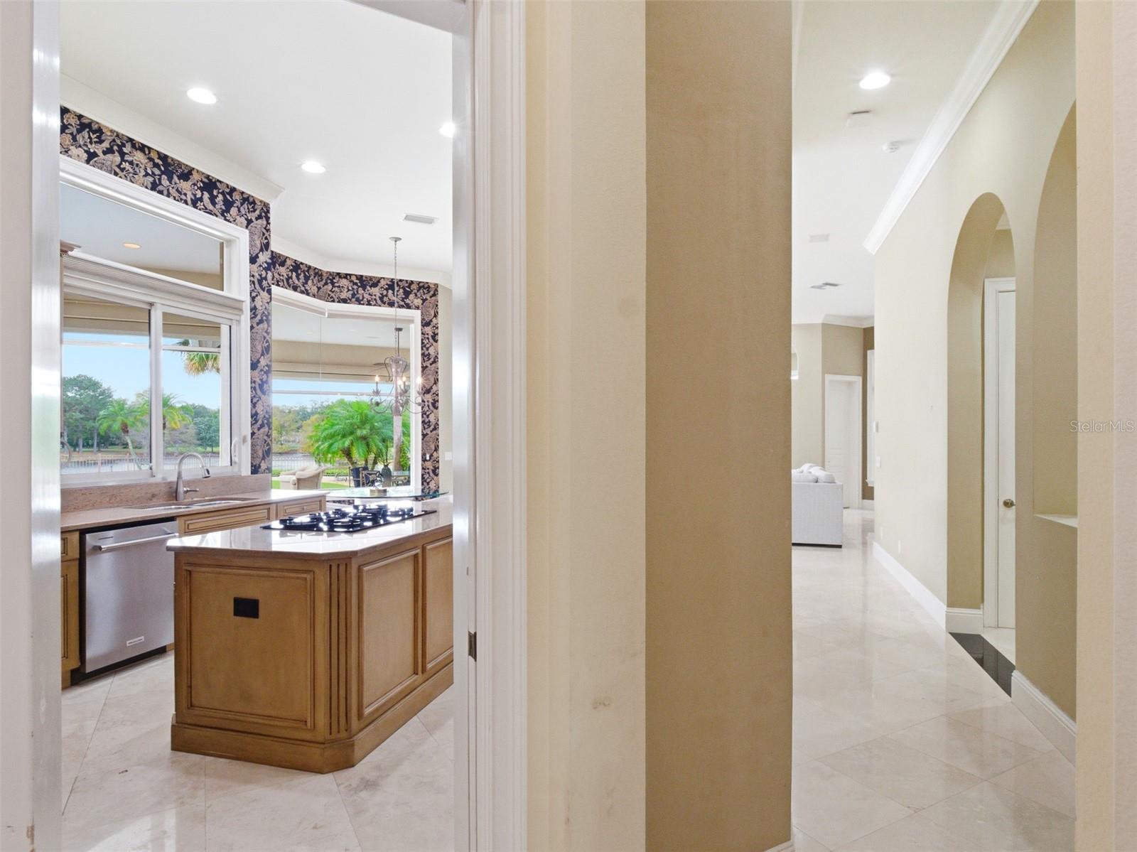 Image 29 of 82 For 10084 Tavistock Road