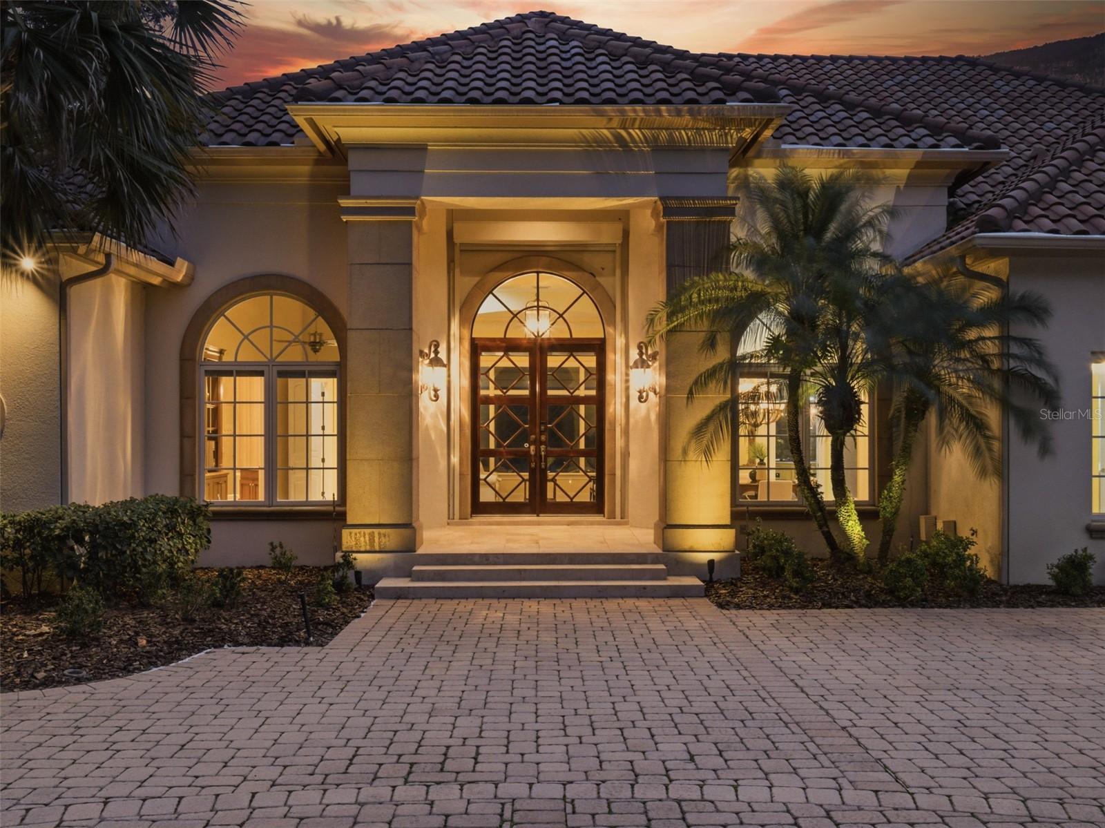 Image 3 of 82 For 10084 Tavistock Road