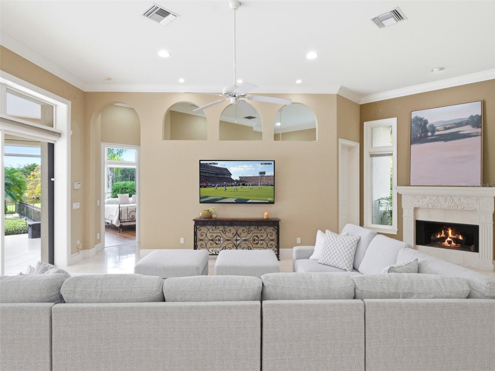 Image 41 of 82 For 10084 Tavistock Road