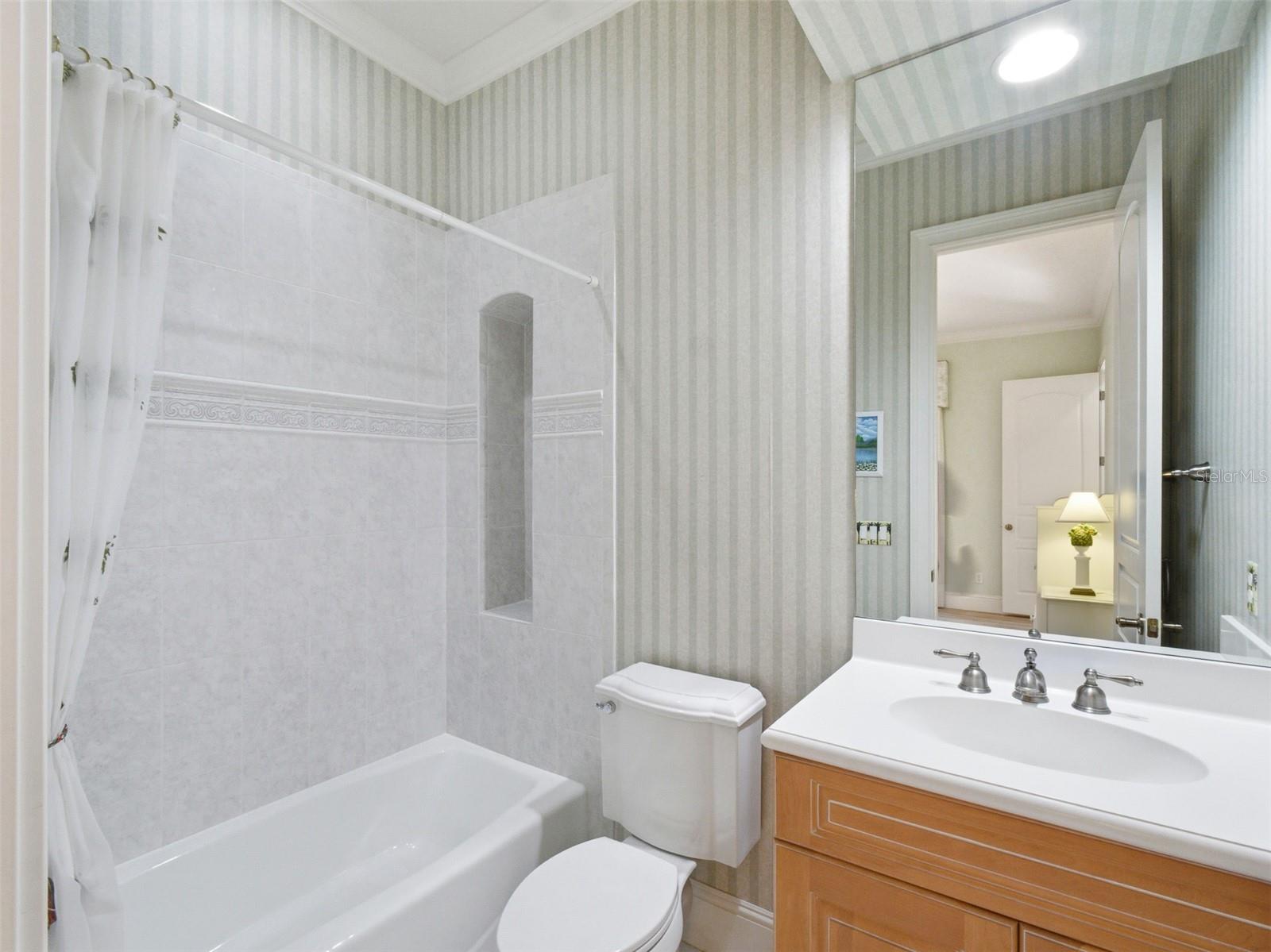 Image 52 of 82 For 10084 Tavistock Road