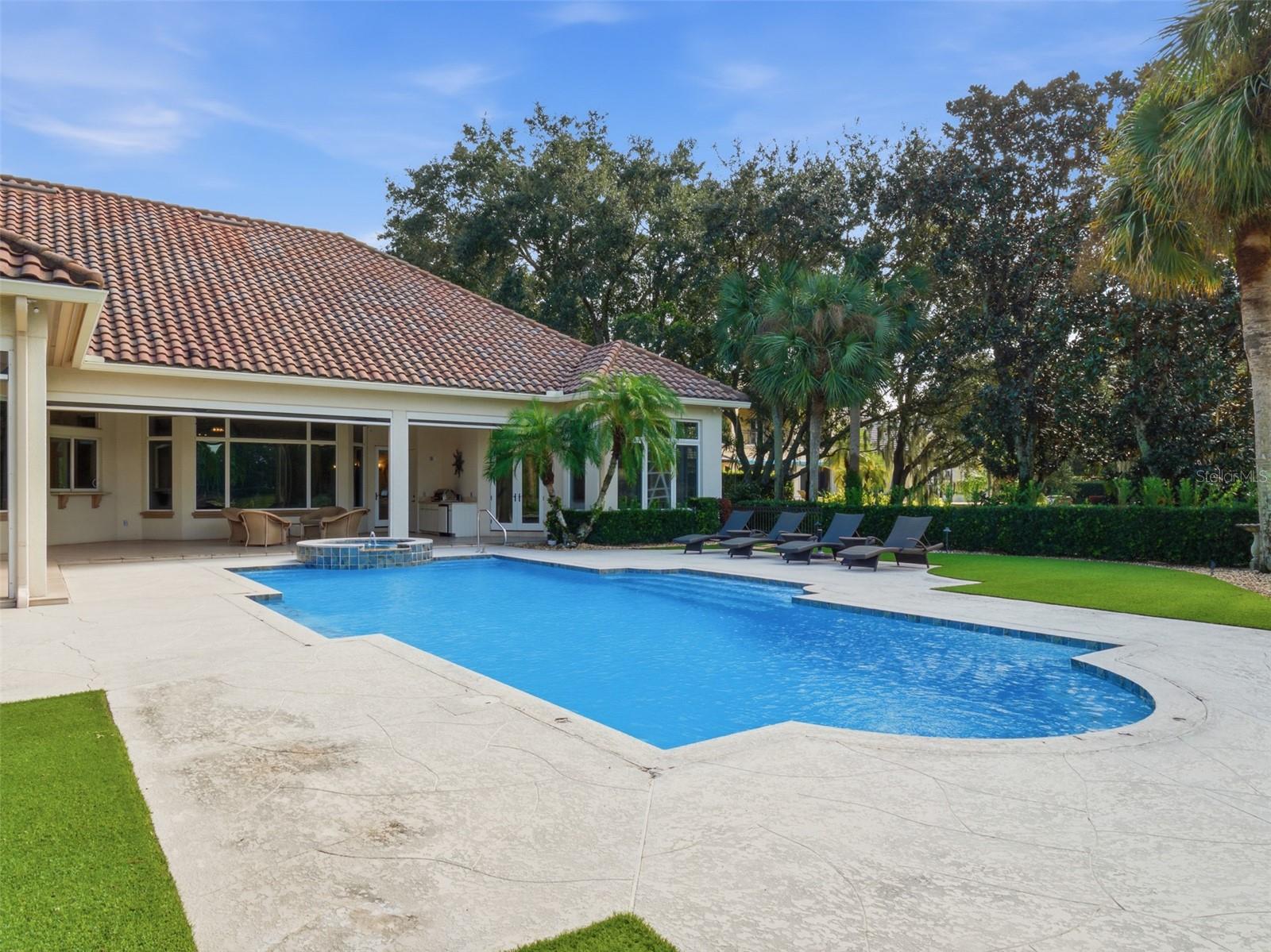 Image 63 of 82 For 10084 Tavistock Road