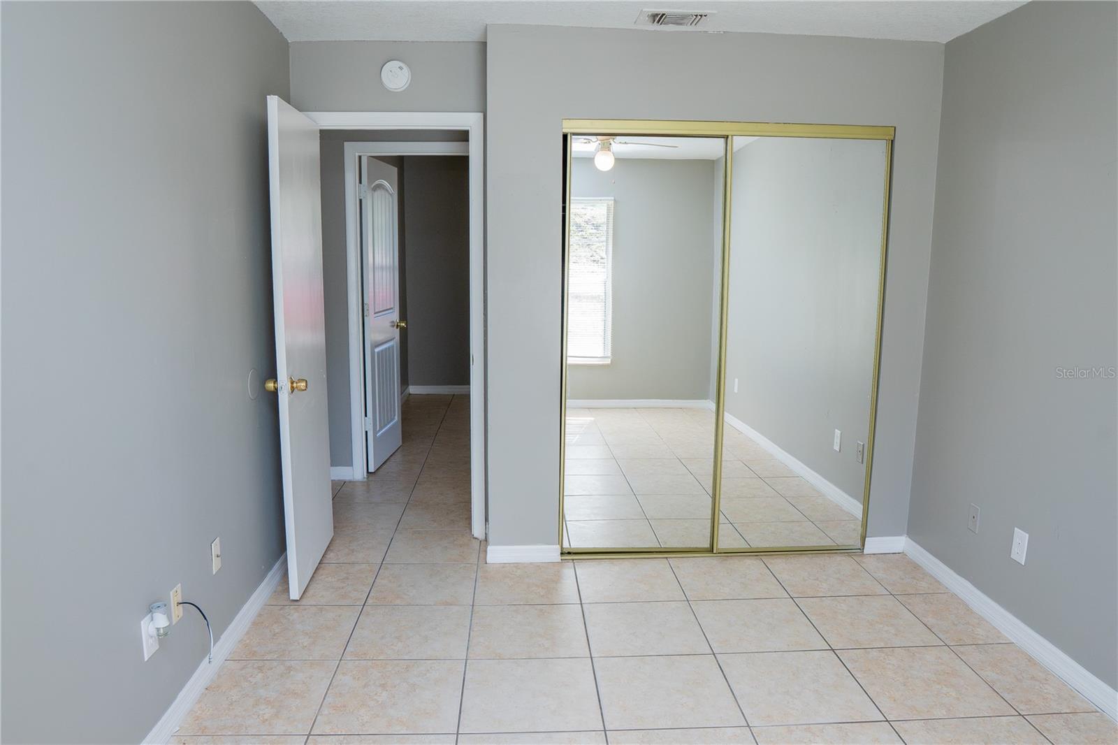 Image 18 of 27 For 434 17th Street