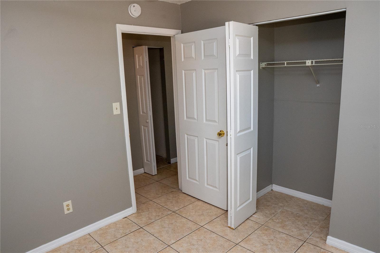 Image 21 of 27 For 434 17th Street