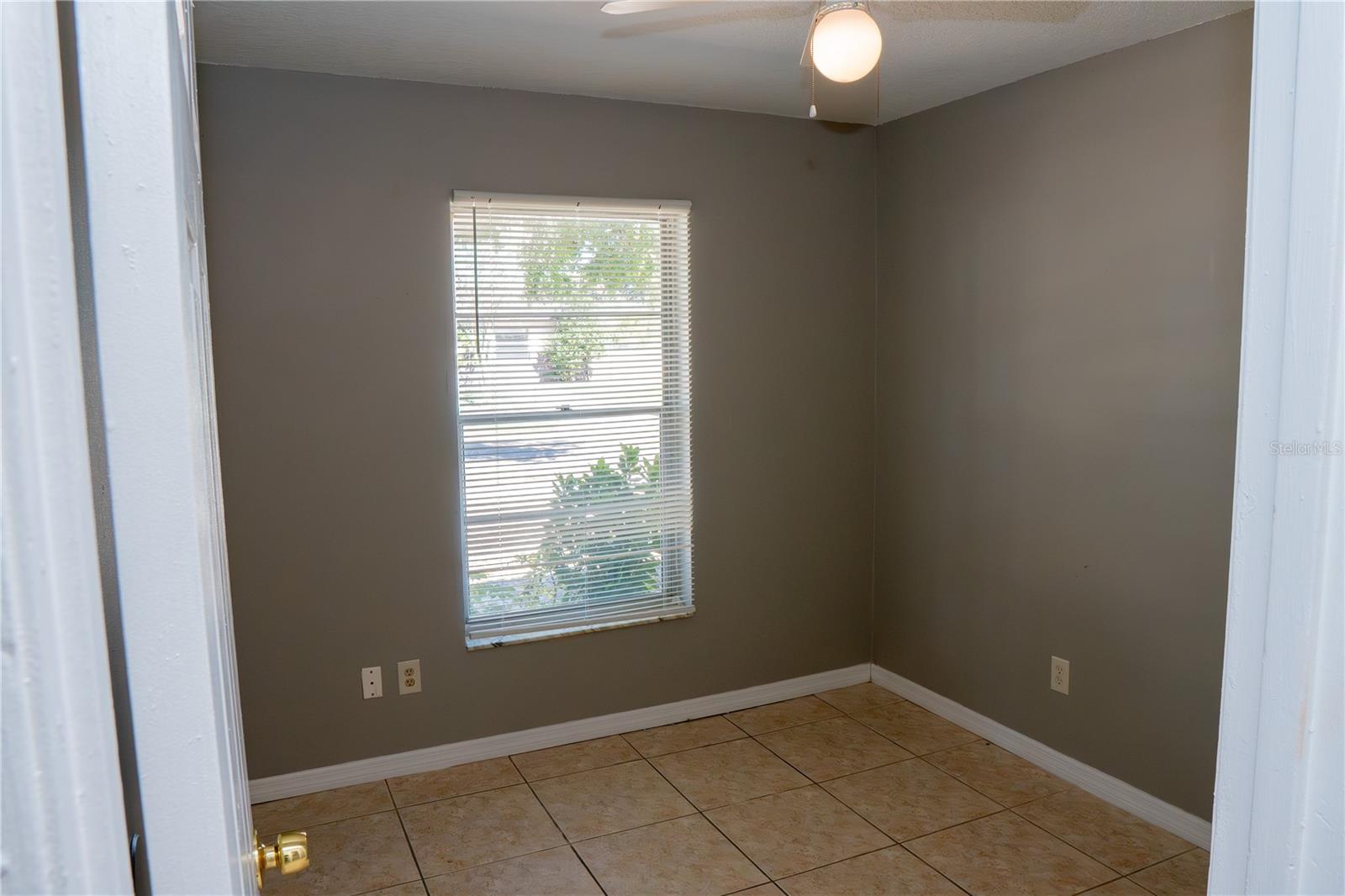 Image 22 of 27 For 434 17th Street