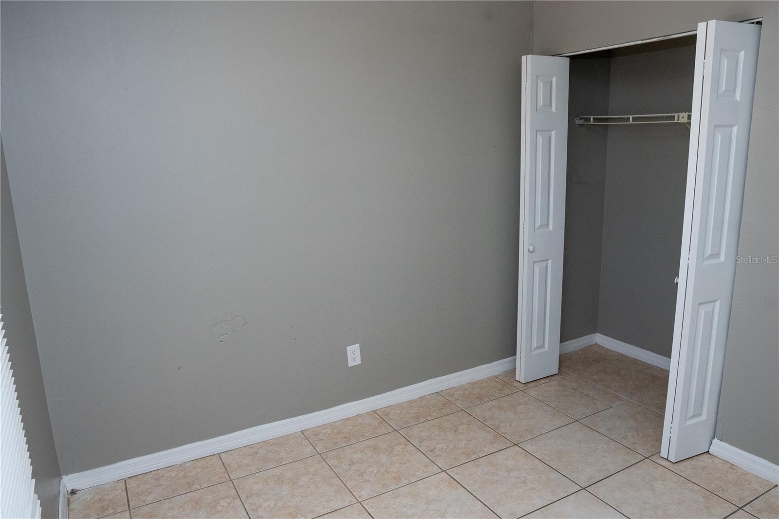 Image 24 of 27 For 434 17th Street