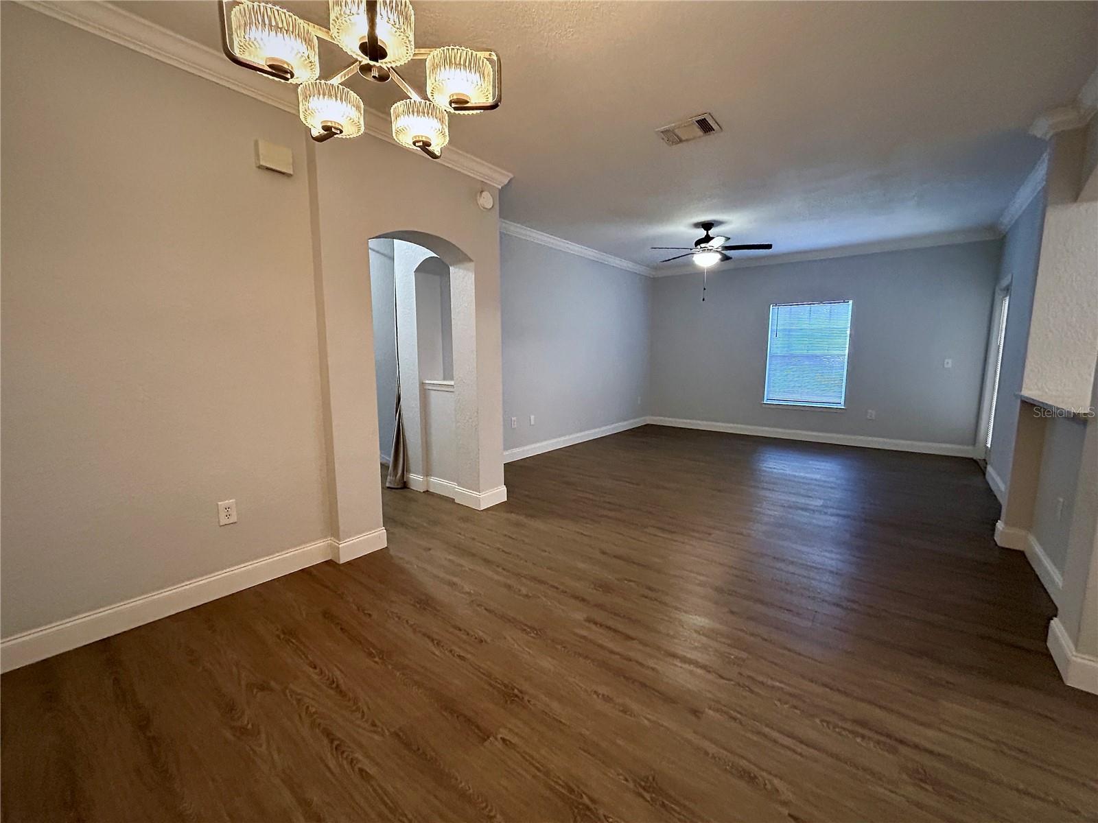 Image 4 of 26 For 143 Villa Di Este Terrace 201