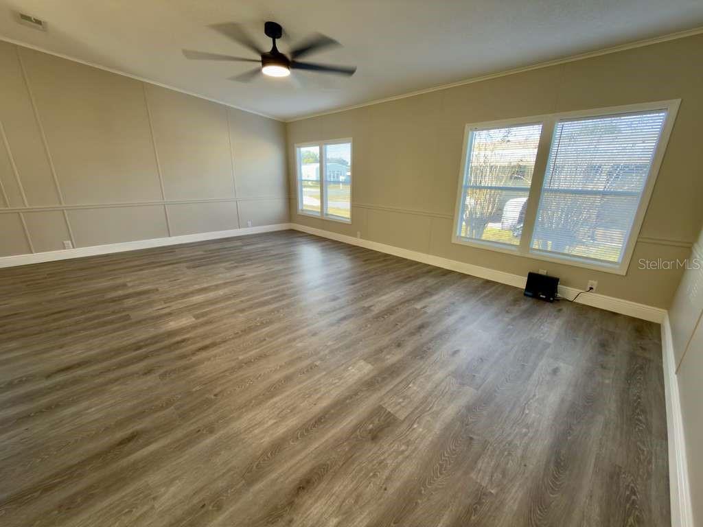 Image 32 of 37 For 450 Tivoli Park Drive