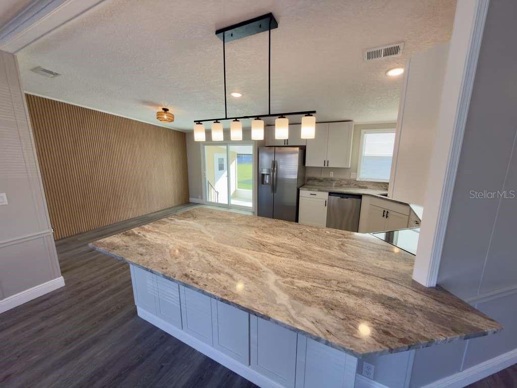 Image 6 of 37 For 450 Tivoli Park Drive