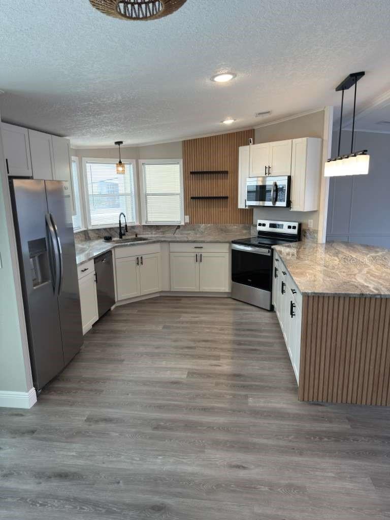 Image 9 of 37 For 450 Tivoli Park Drive