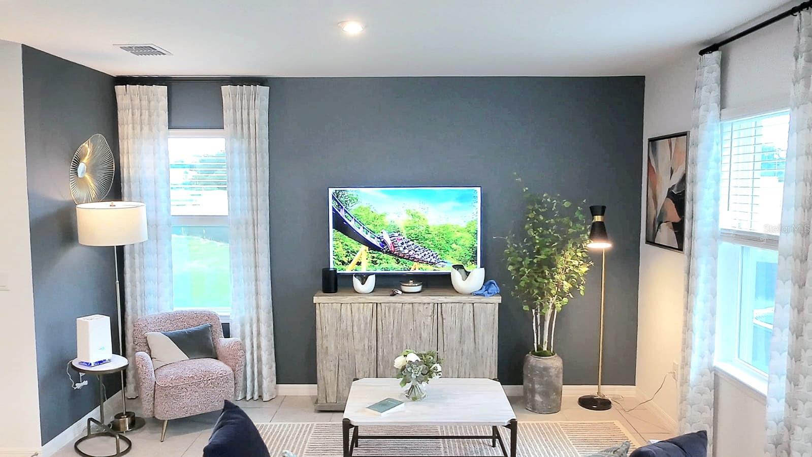 Image 2 of 8 For 1602 Fan Palm Drive