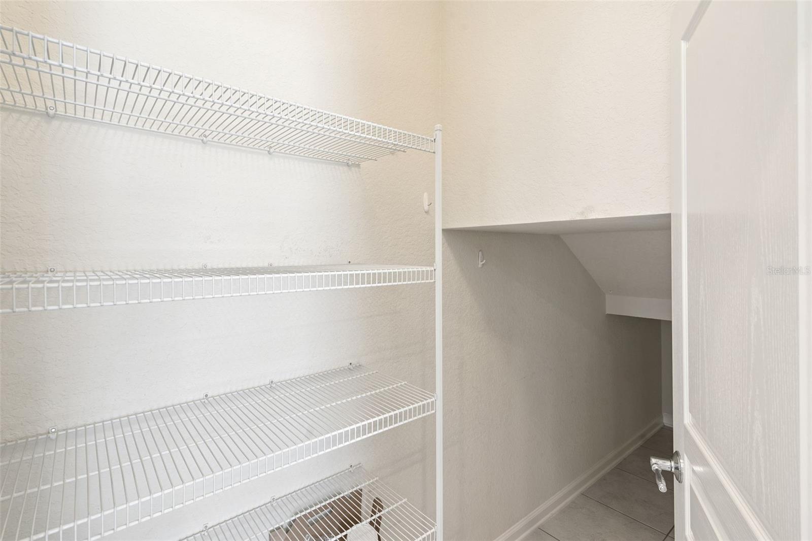 Image 9 of 32 For 7777 Moser Avenue