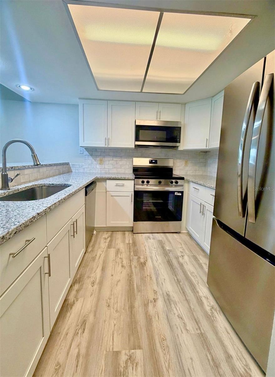 Image 3 of 15 For 257 Club House Boulevard