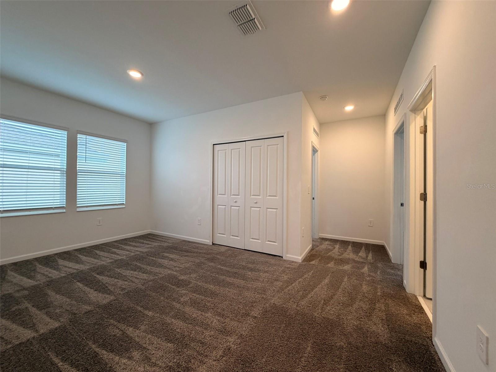 Image 28 of 41 For 2030 Shaggy Fisher Drive