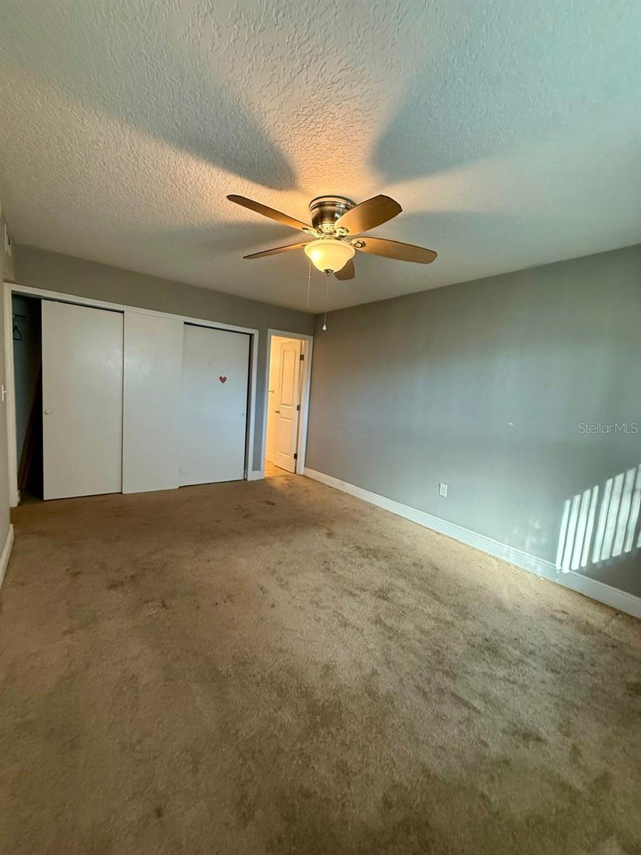 Image 12 of 20 For 900 Lake Destiny Road B