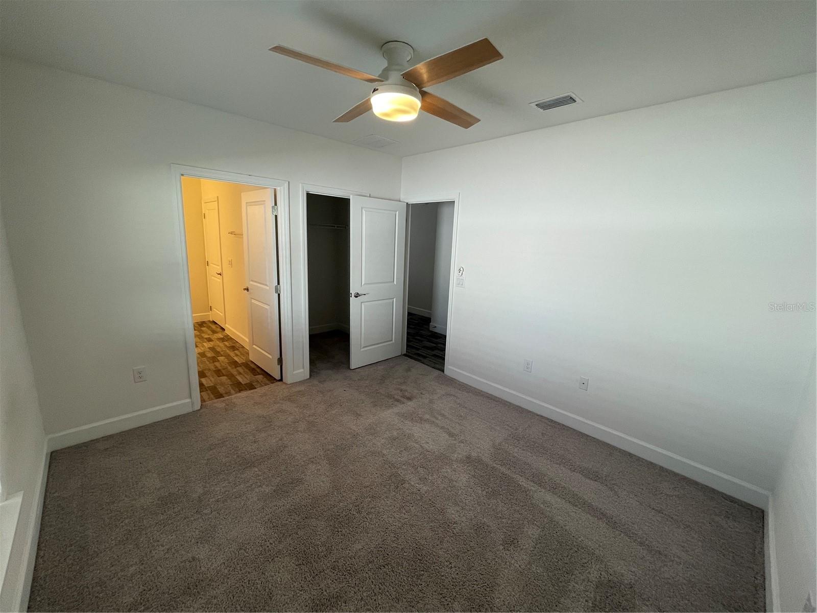 Image 10 of 38 For 16264 84th Court