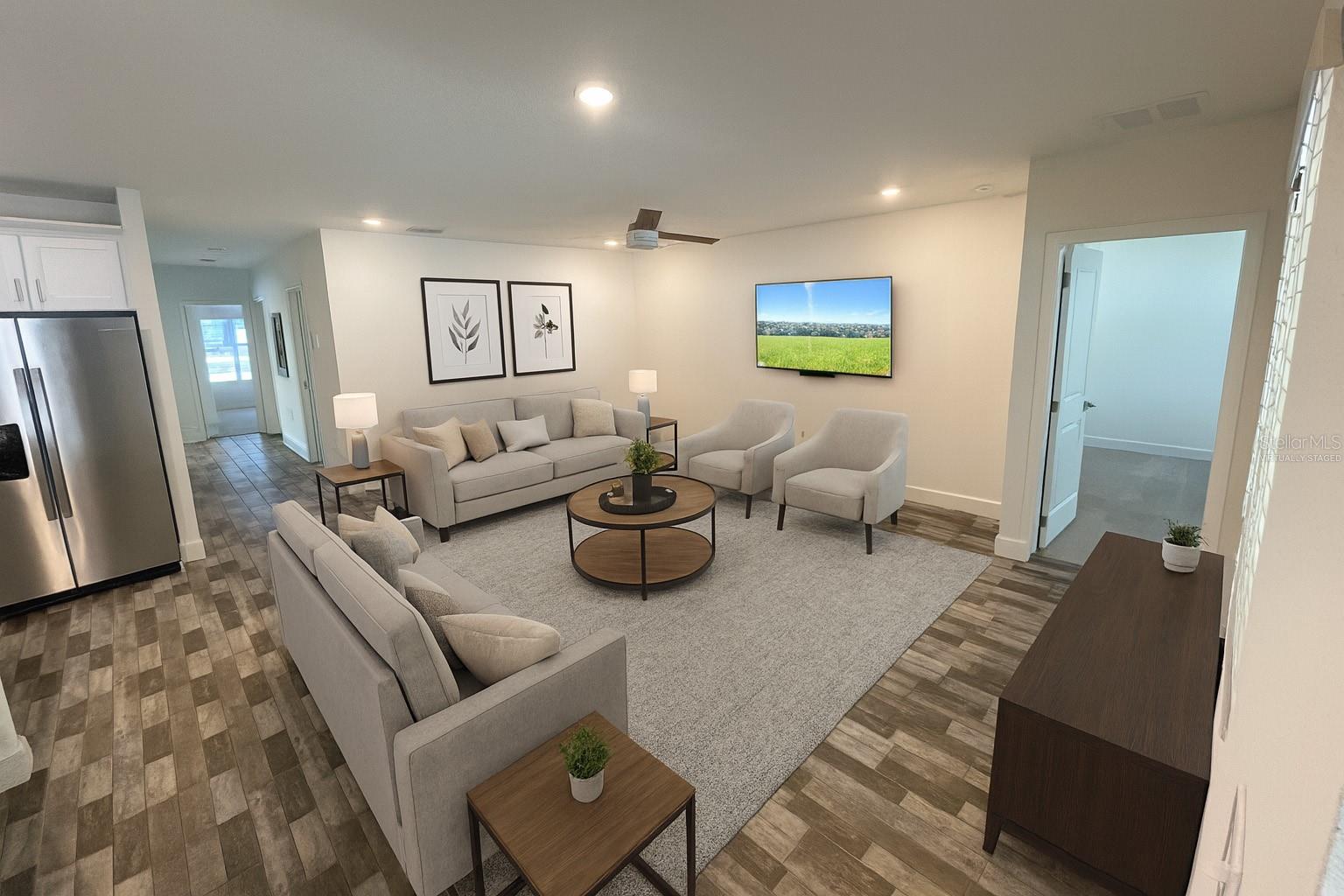 Image 4 of 38 For 16264 84th Court