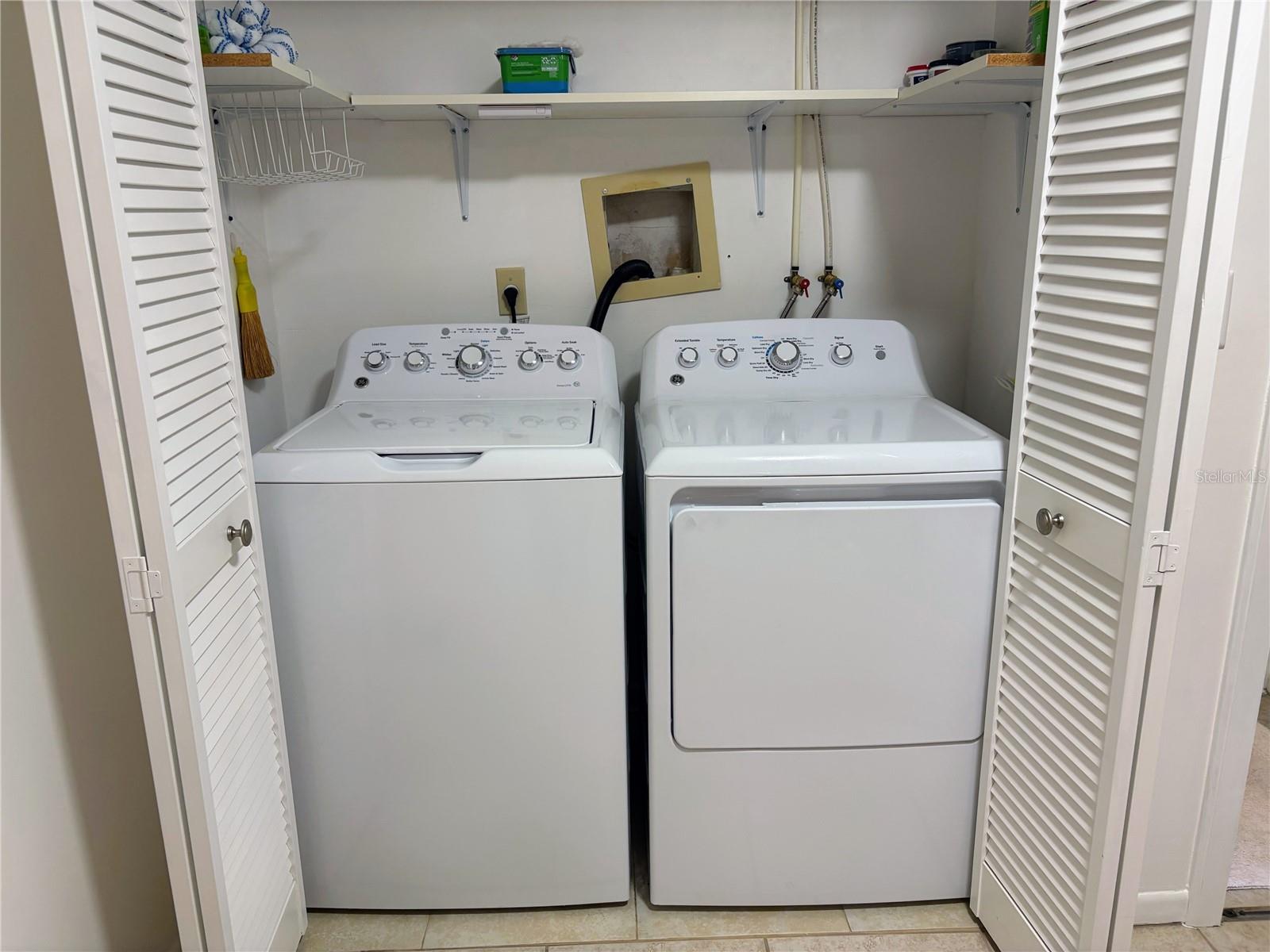 Image 11 of 11 For 608 Woodridge Drive