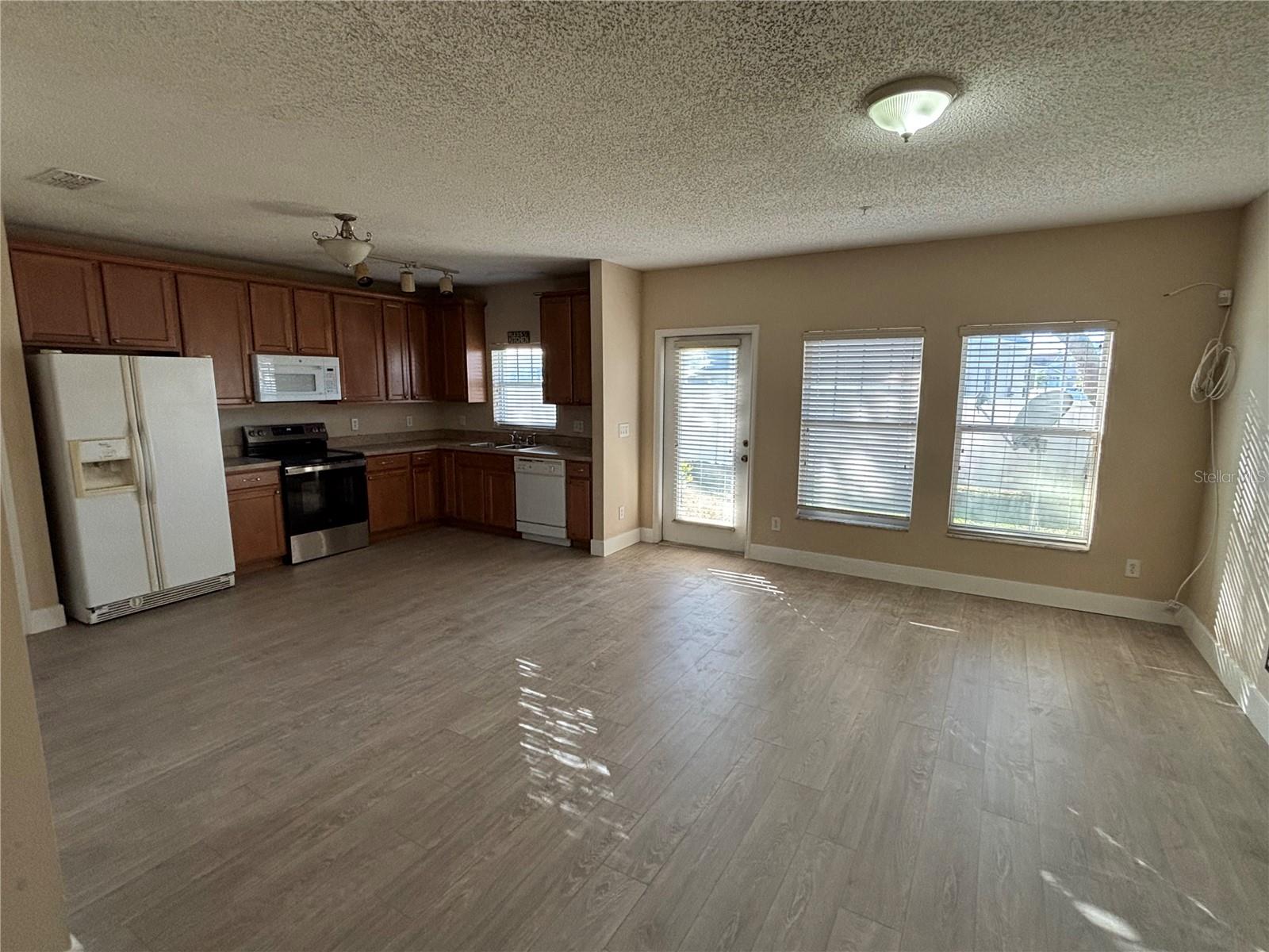 Image 12 of 22 For 2034 Cypress Bay Boulevard