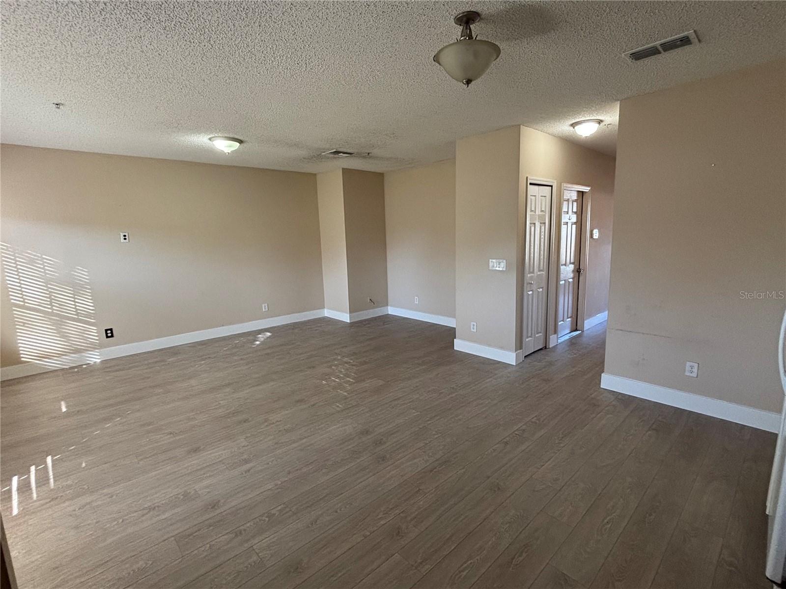 Image 9 of 22 For 2034 Cypress Bay Boulevard