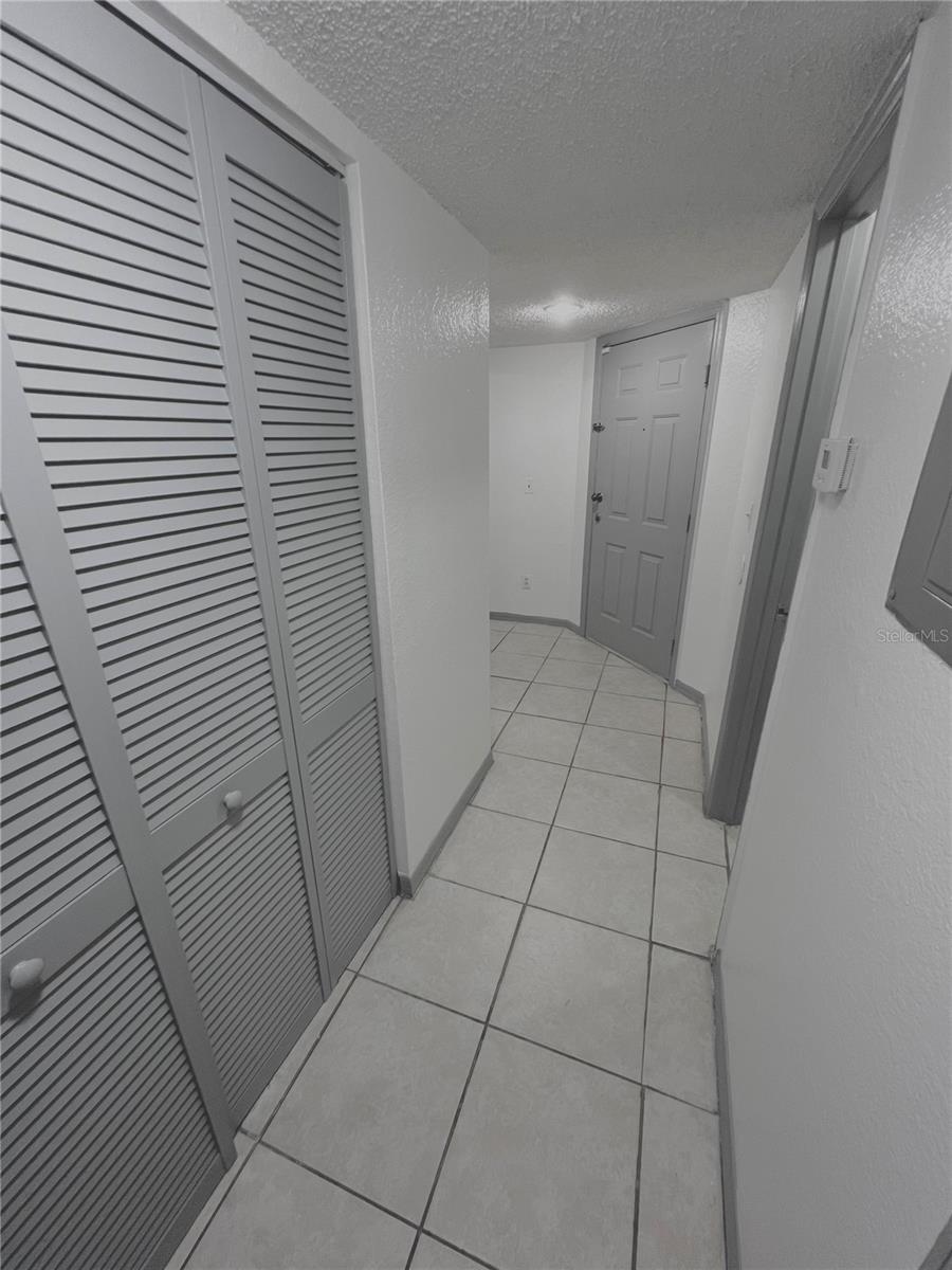 Image 4 of 12 For 5761 Gatlin Avenue 522