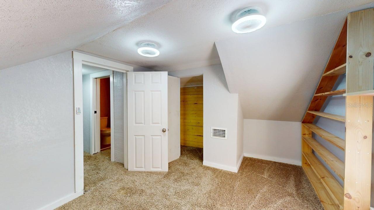 Image 21 of 30 For 112 Chandler Avenue