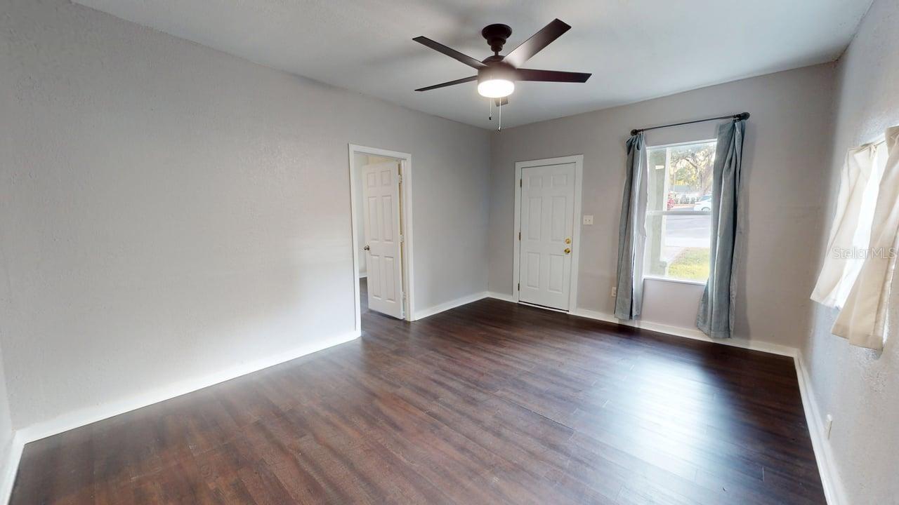 Image 3 of 30 For 112 Chandler Avenue