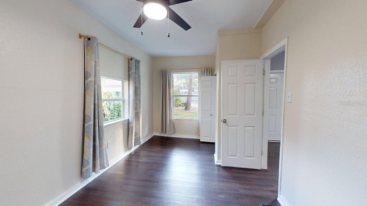 Image 5 of 30 For 112 Chandler Avenue