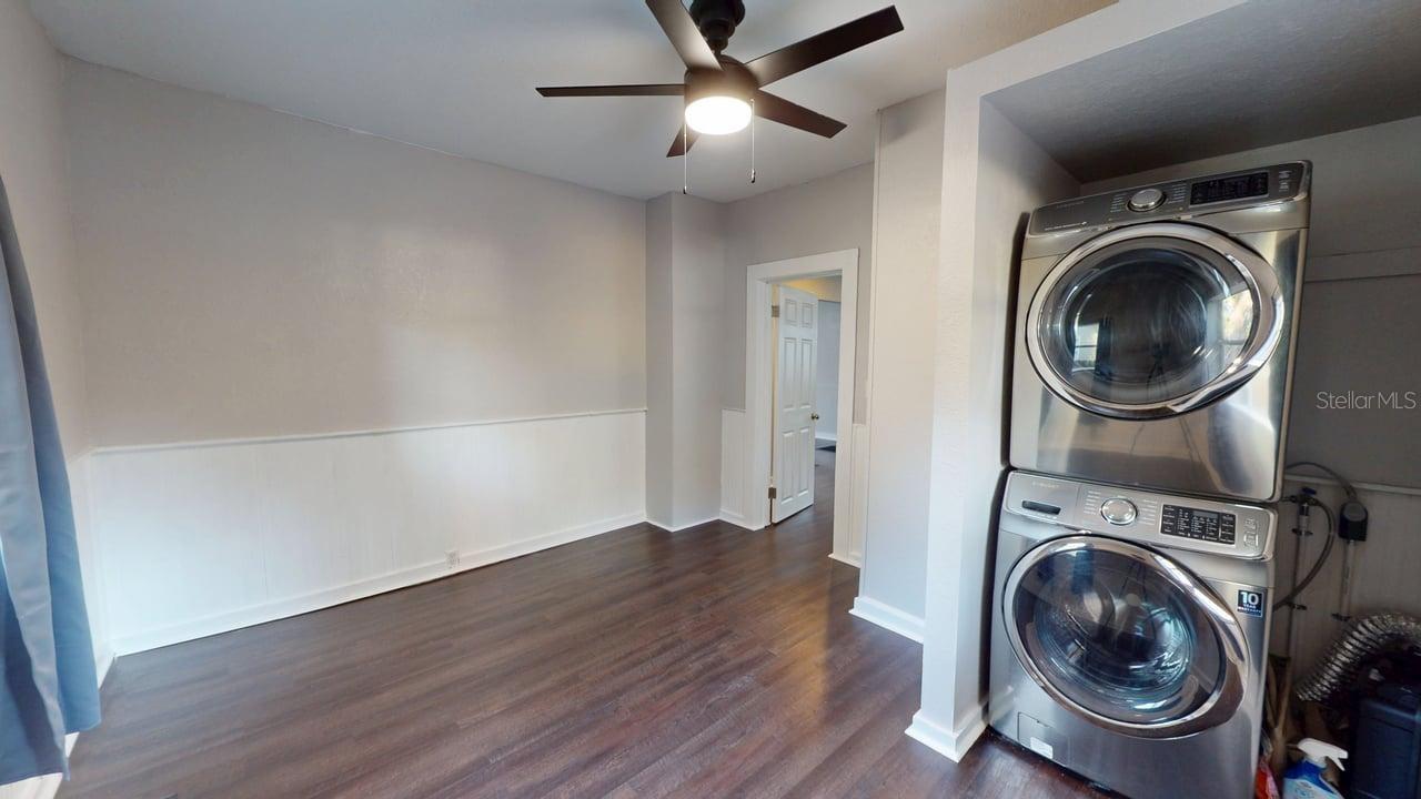 Image 7 of 30 For 112 Chandler Avenue