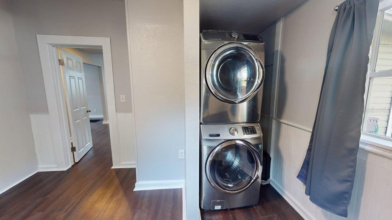 Image 8 of 30 For 112 Chandler Avenue