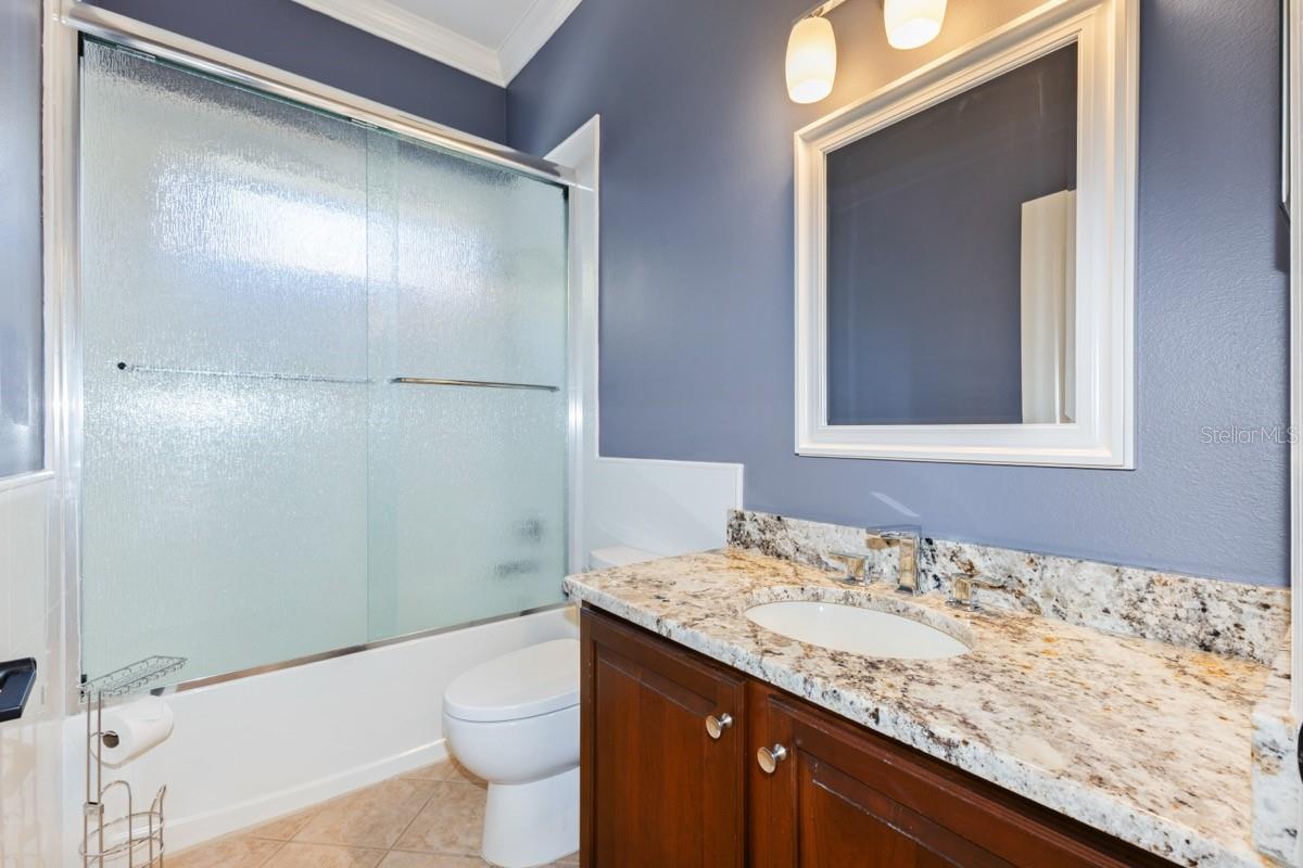 Image 22 of 30 For 7704 Kings Passage Avenue