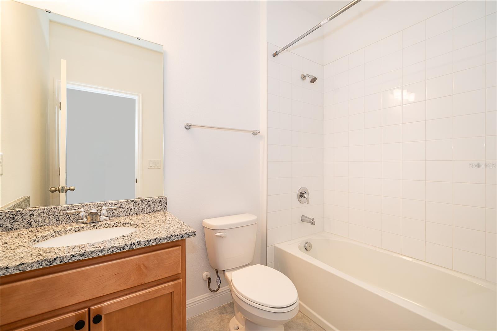 Image 20 of 30 For 2949 Voyager Avenue