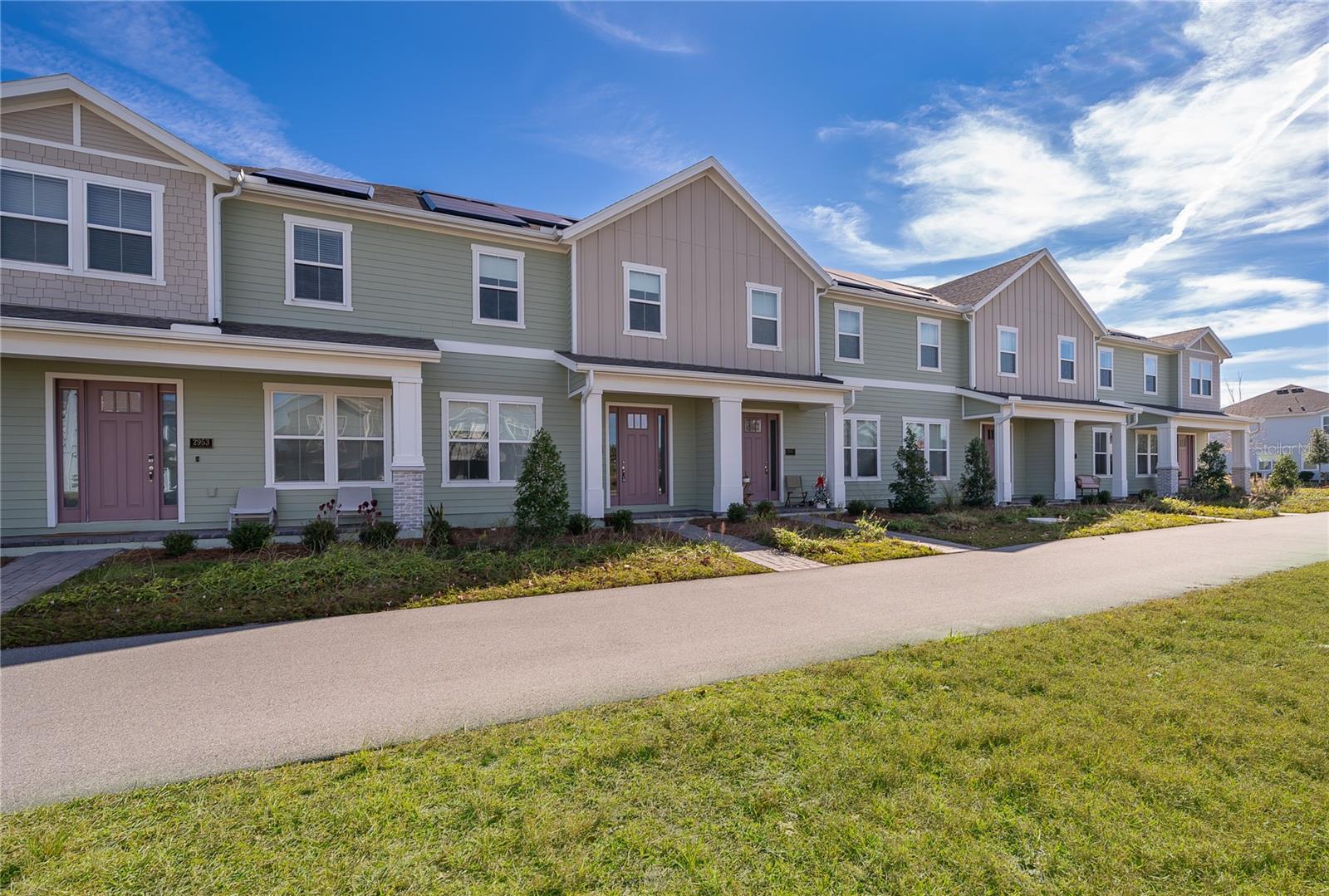 Image 3 of 30 For 2949 Voyager Avenue