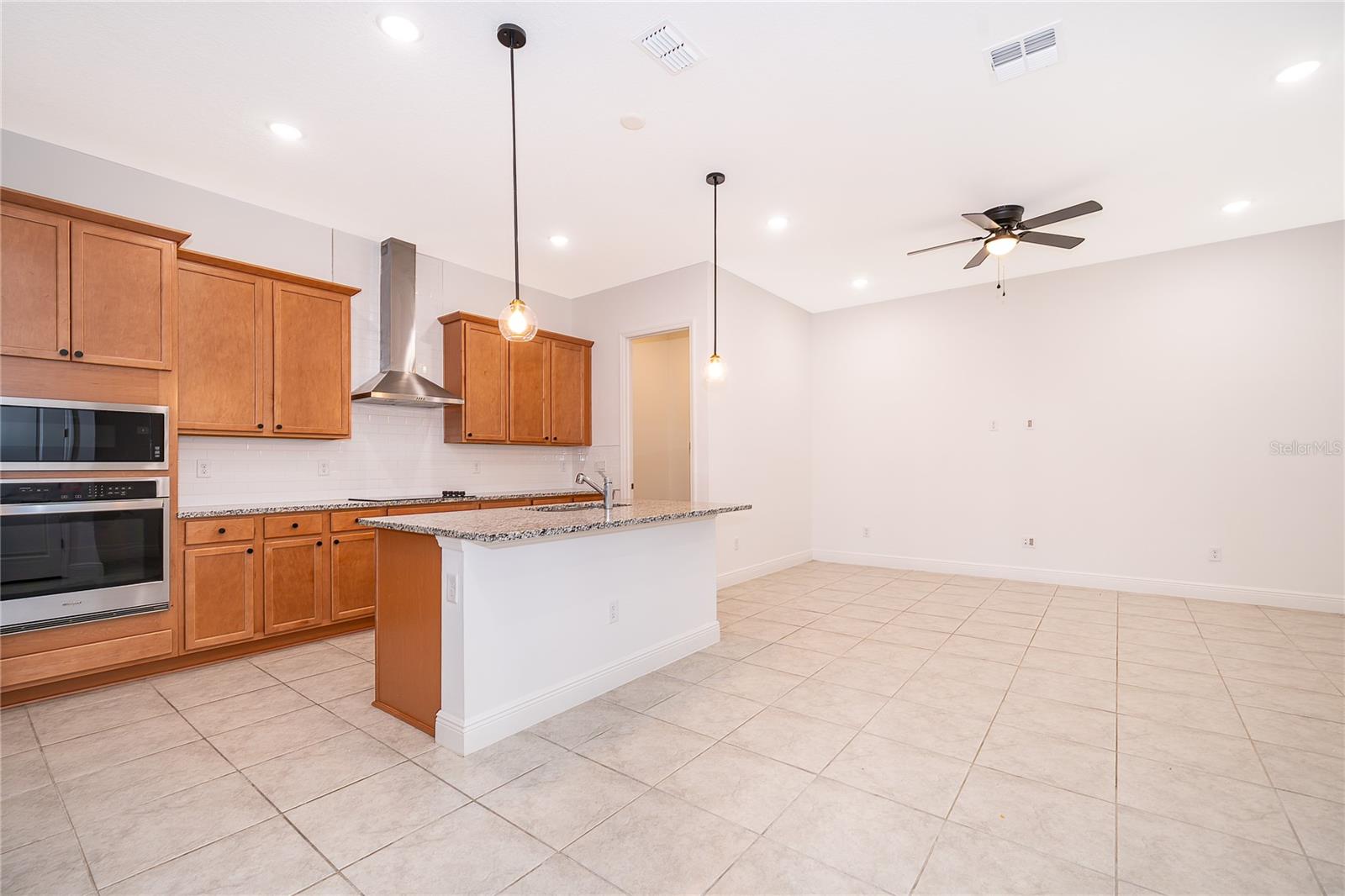 Image 7 of 30 For 2949 Voyager Avenue