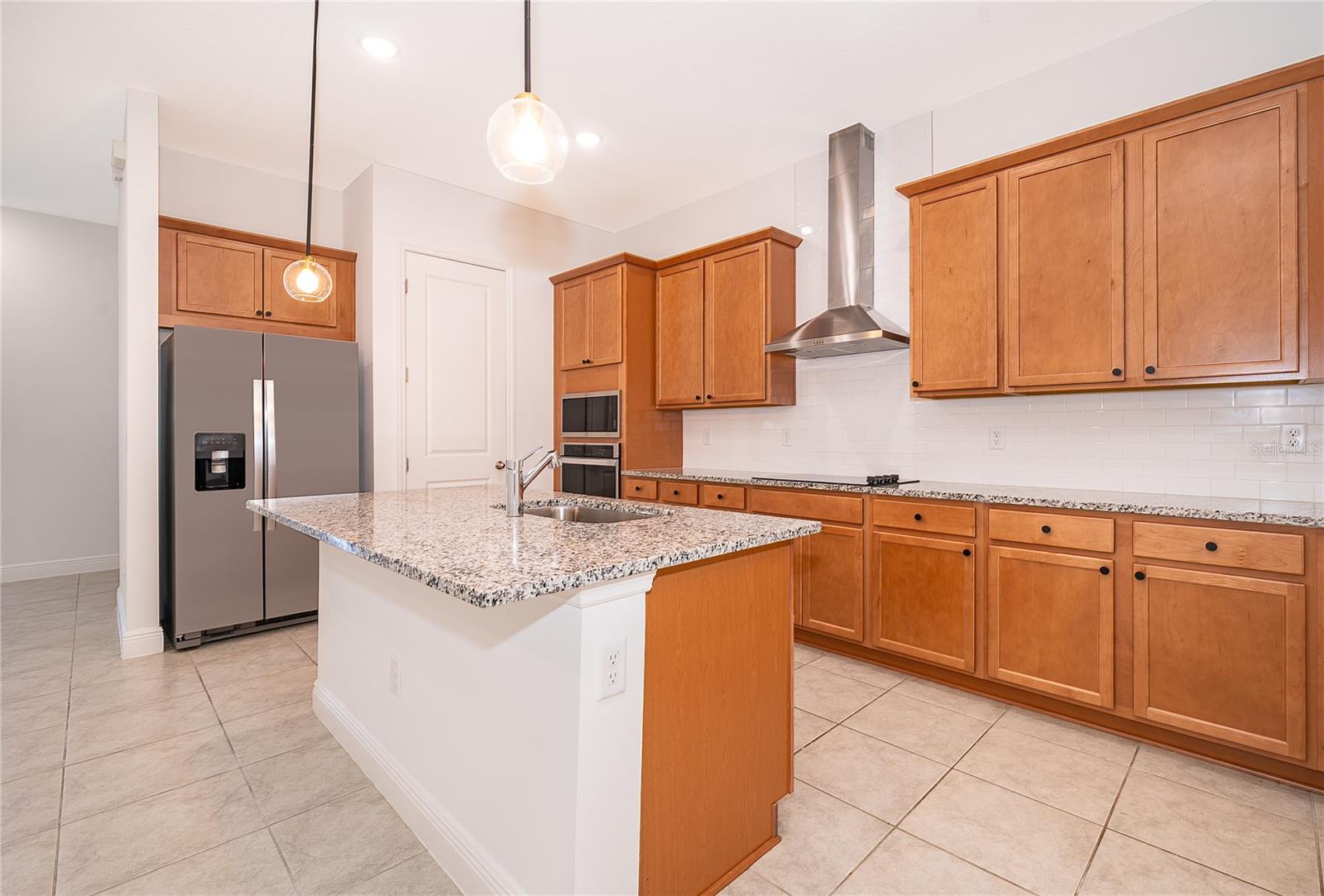 Image 9 of 30 For 2949 Voyager Avenue