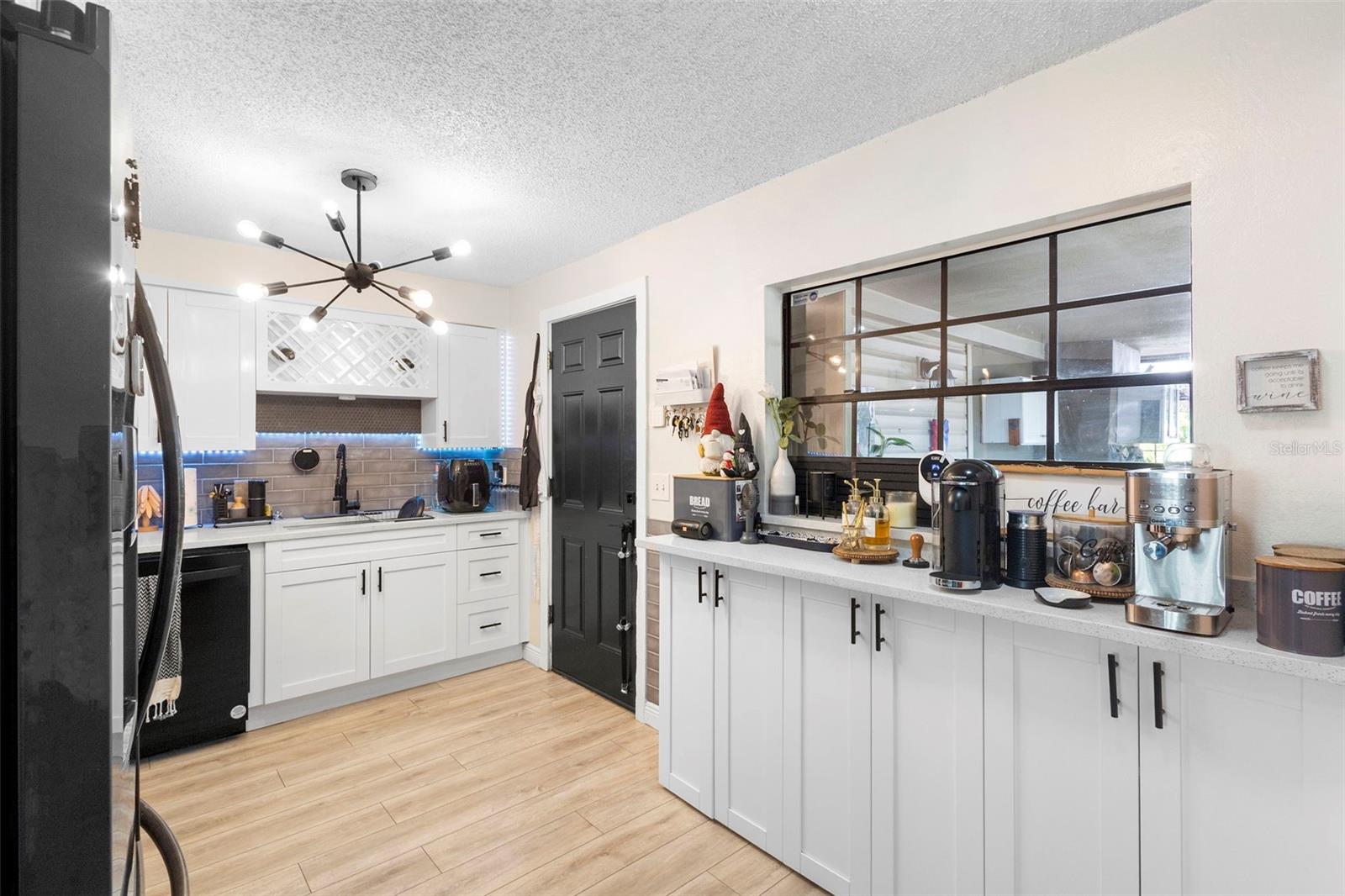 Image 11 of 35 For 1604 Waters Avenue