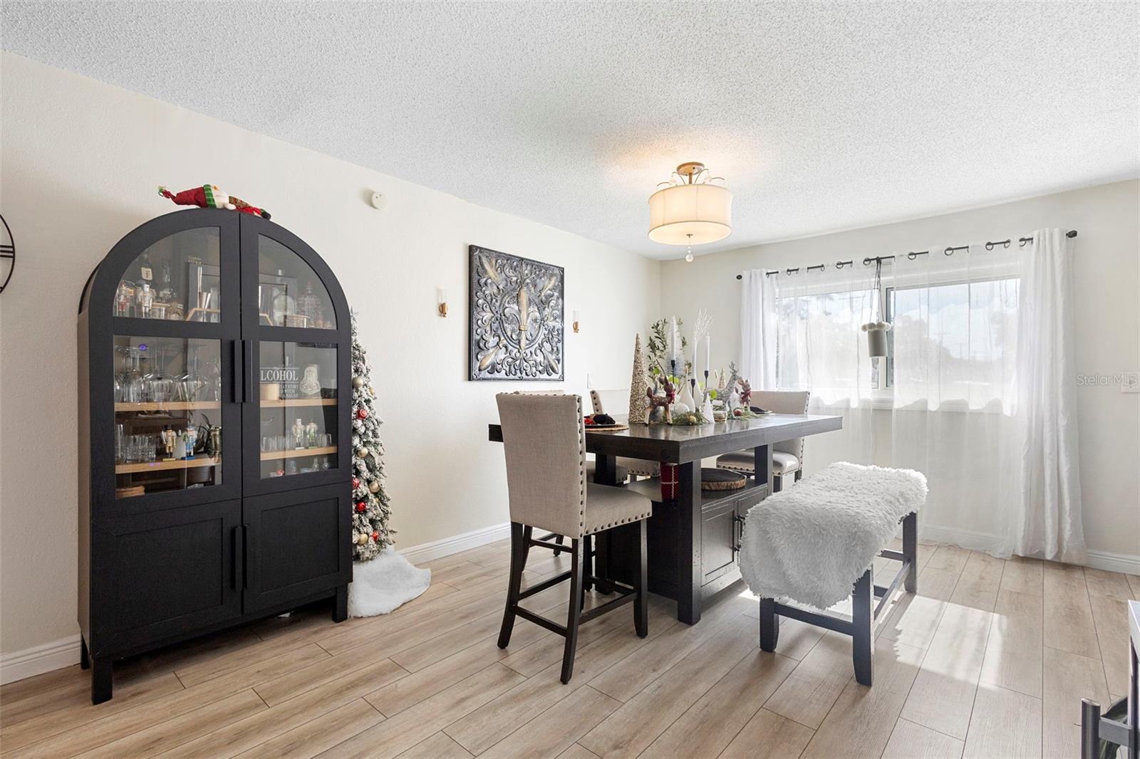 Image 6 of 35 For 1604 Waters Avenue