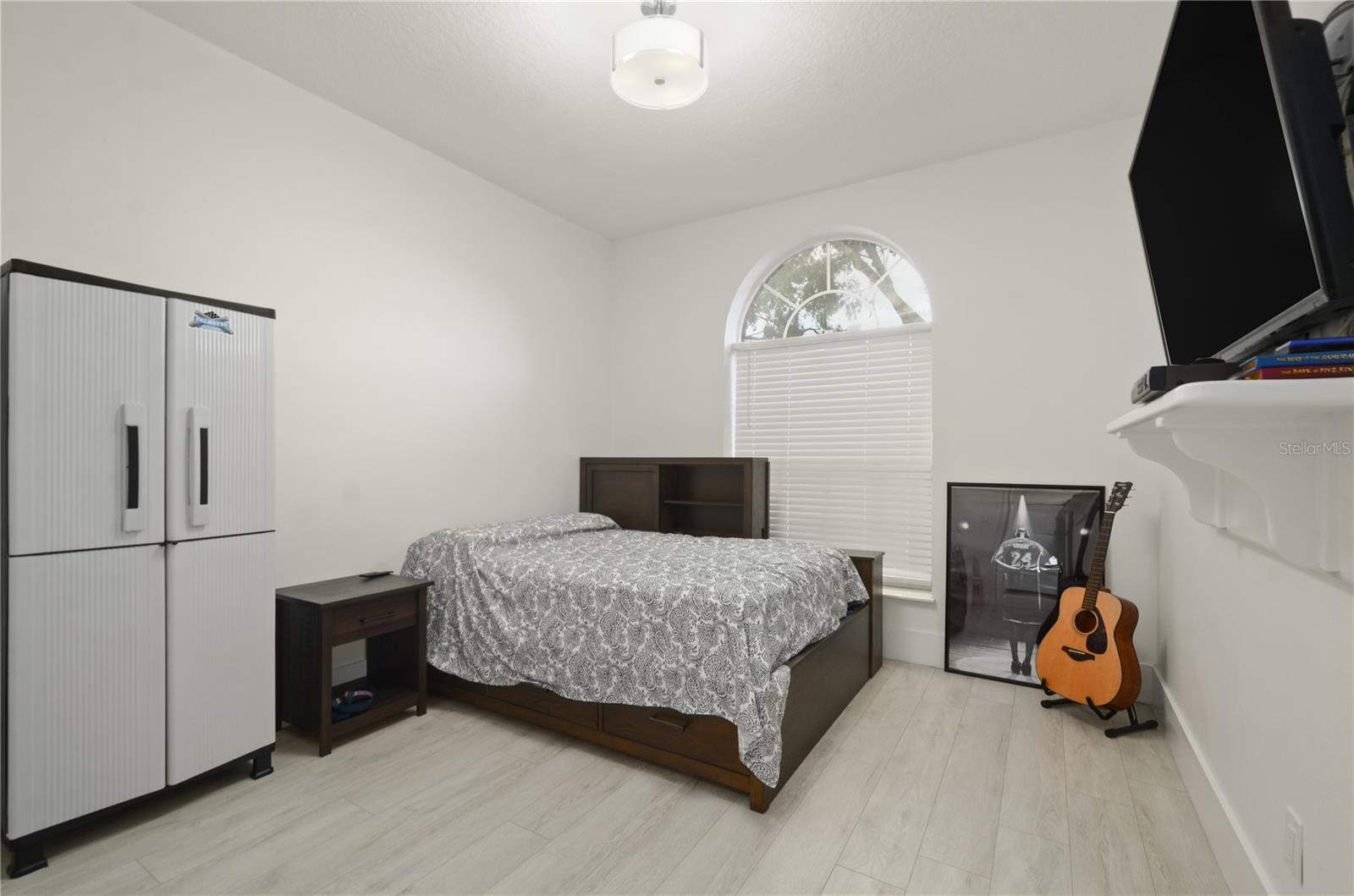 Image 21 of 33 For 5333 Hawford Circle