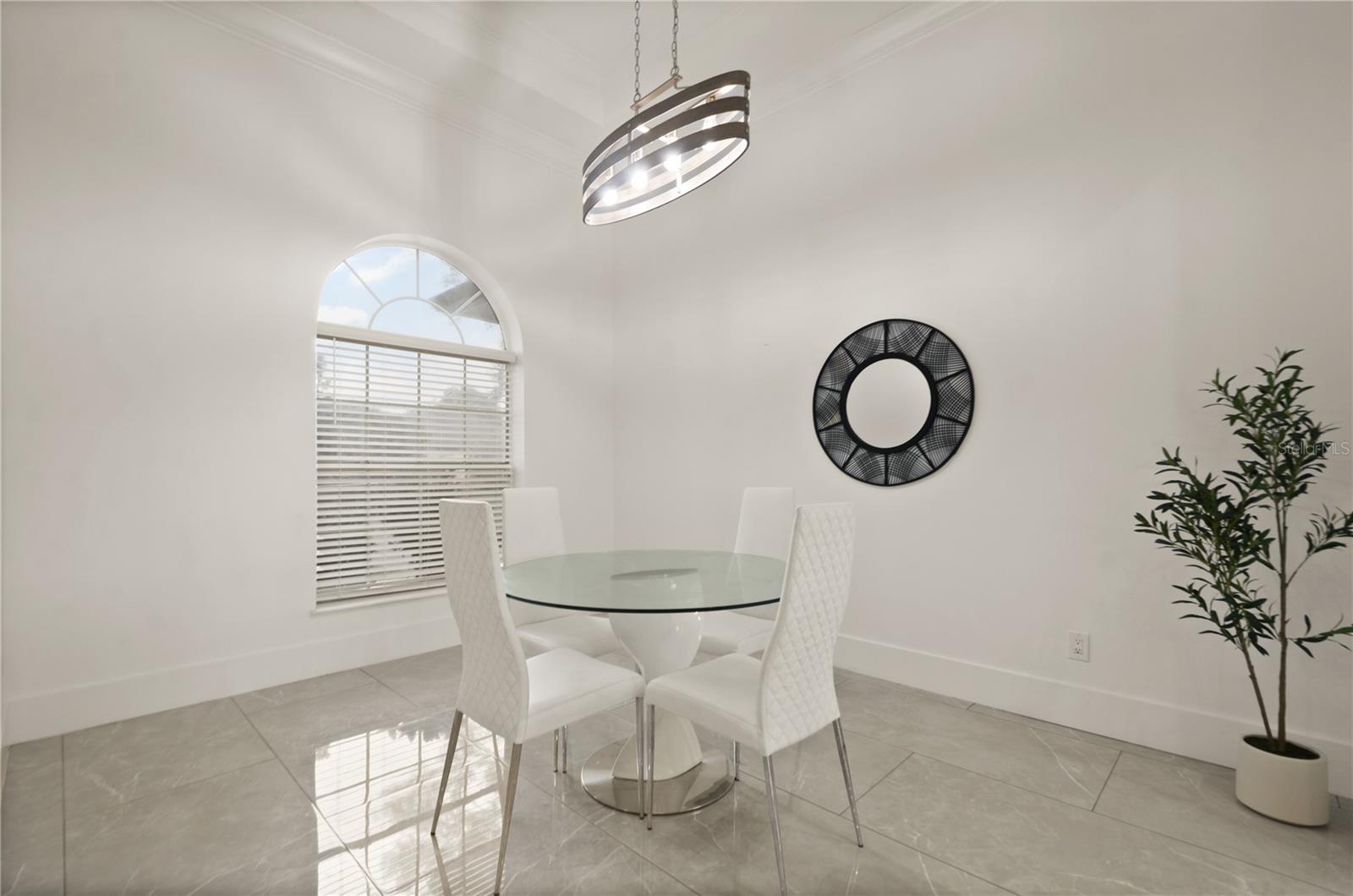 Image 3 of 33 For 5333 Hawford Circle