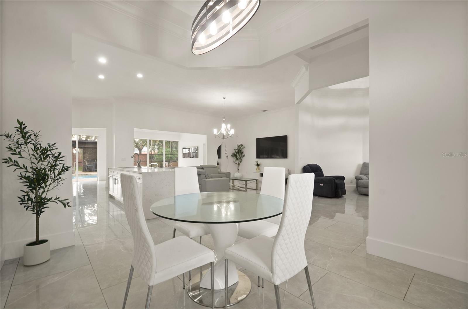 Image 4 of 33 For 5333 Hawford Circle