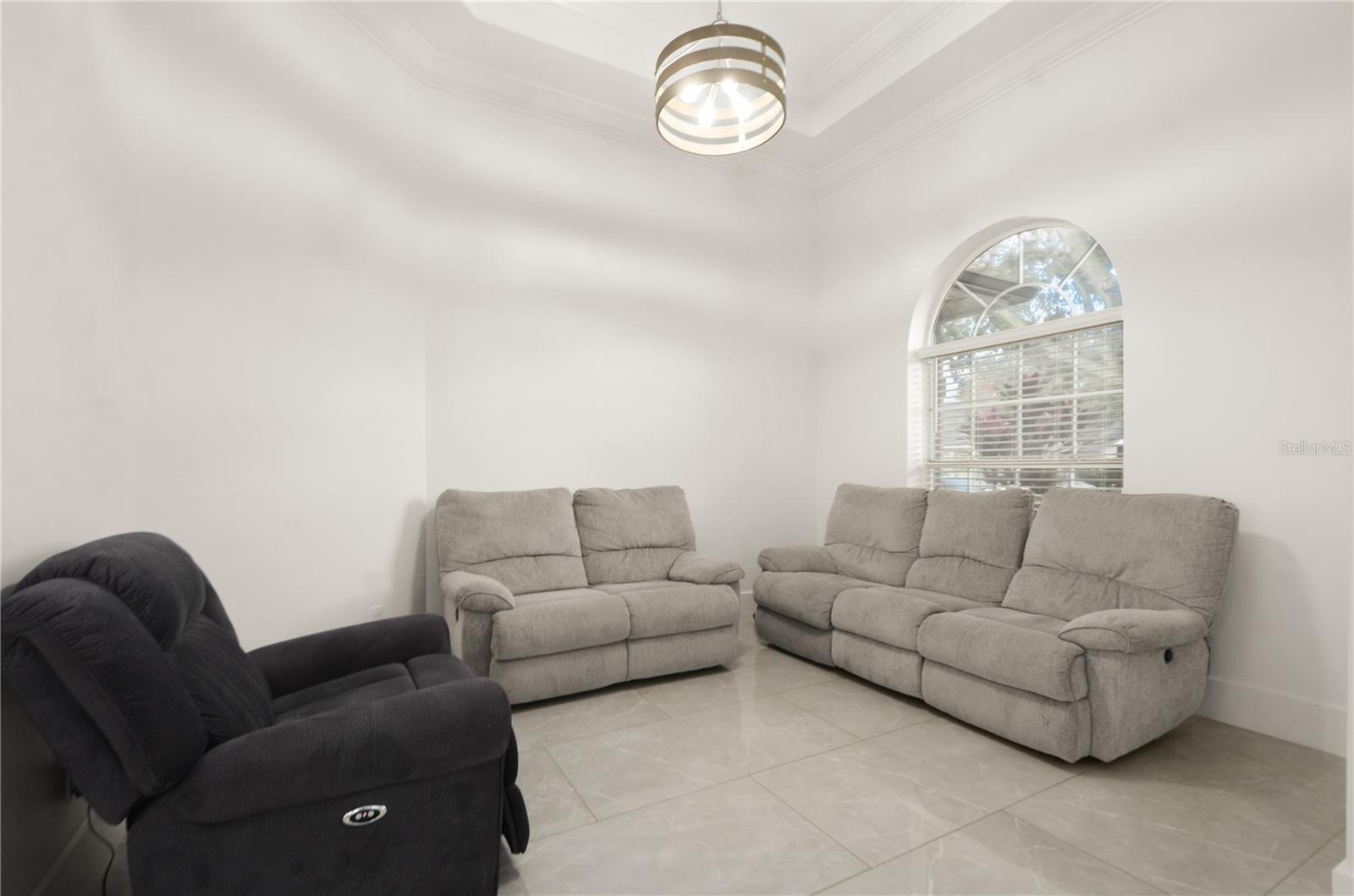 Image 5 of 33 For 5333 Hawford Circle