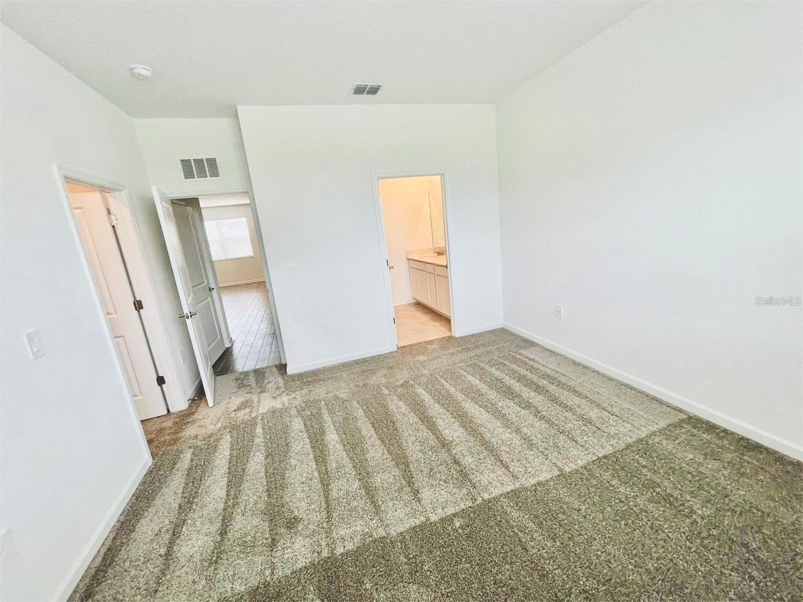 Image 10 of 19 For 13946 Title Way