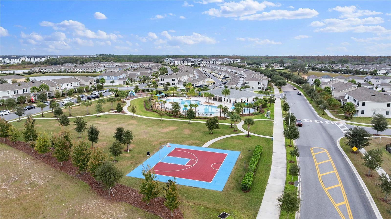 Image 17 of 19 For 13946 Title Way