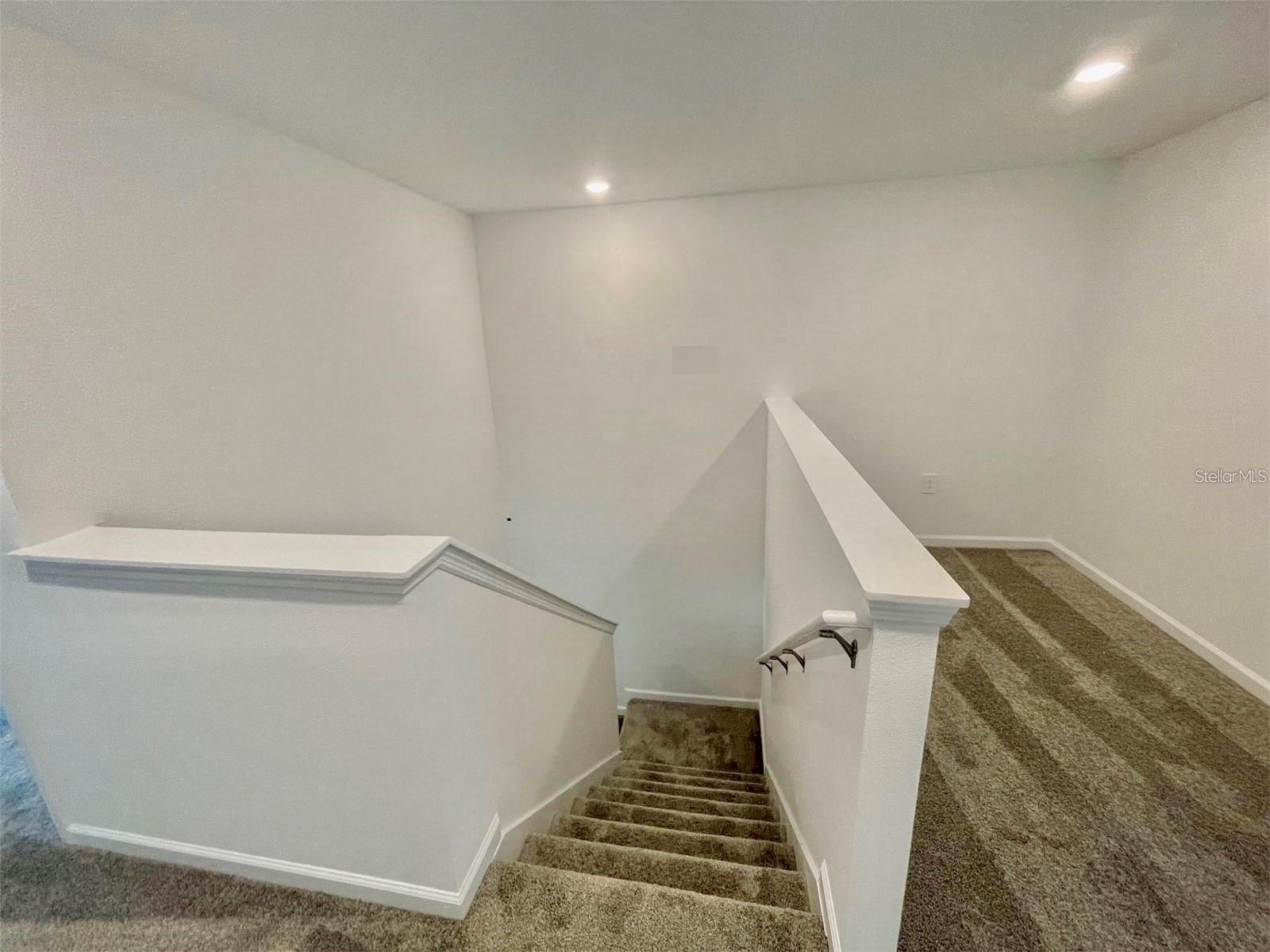 Image 8 of 19 For 13946 Title Way