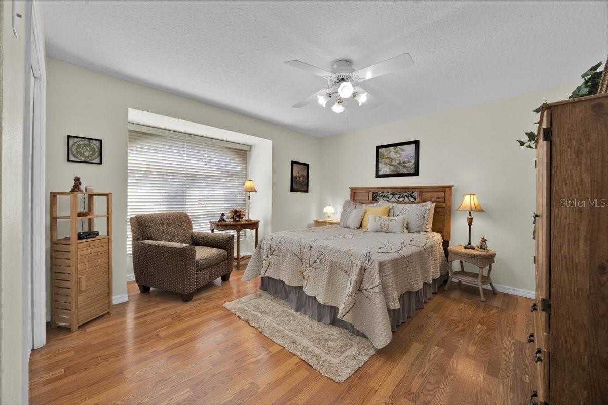 Image 16 of 45 For 520 Sweetwater Way