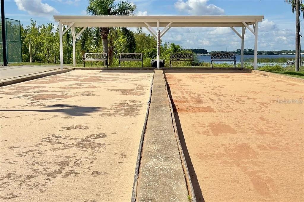 Image 39 of 45 For 520 Sweetwater Way