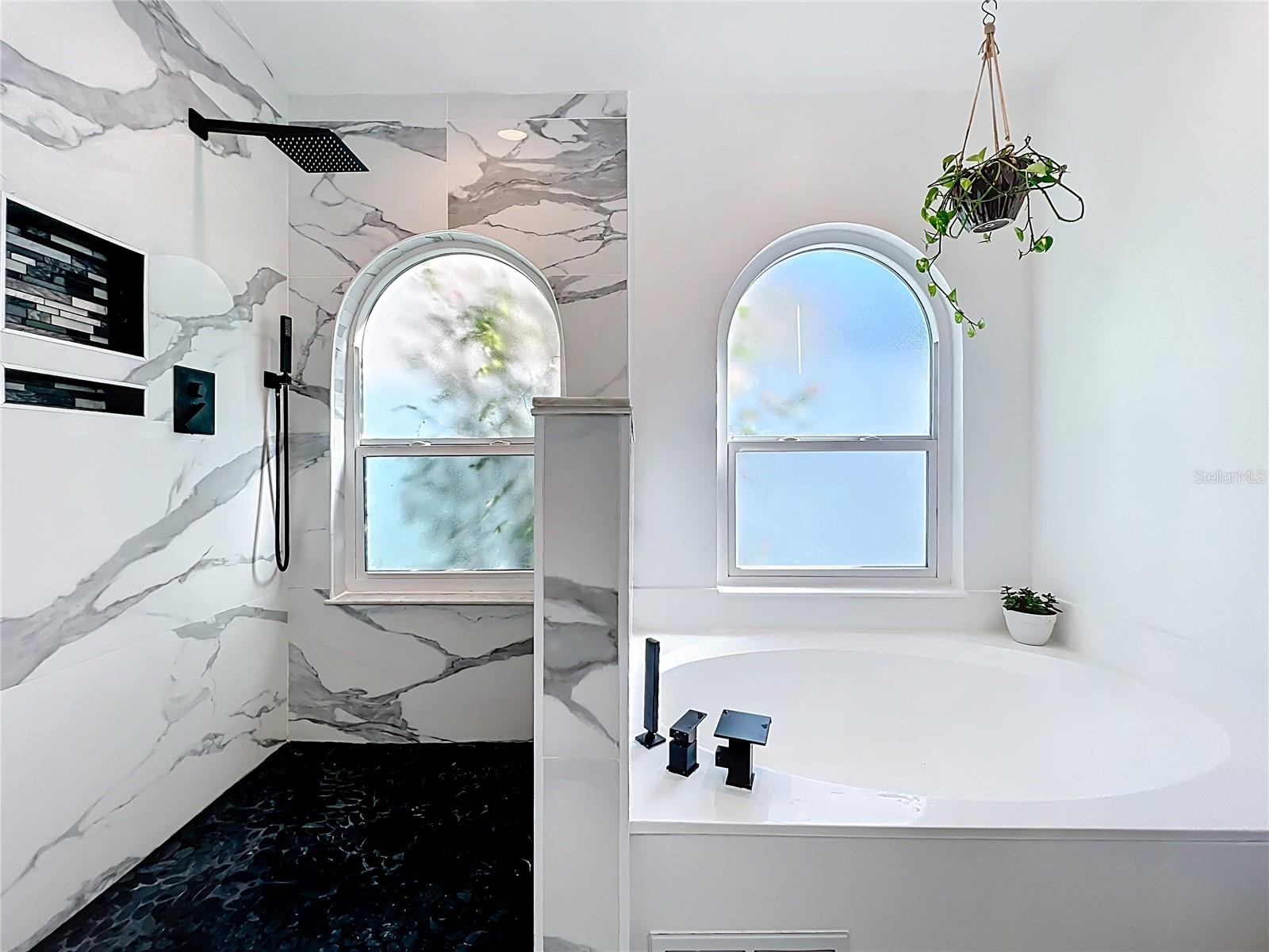 Image 28 of 47 For 2118 Meadowmouse Street