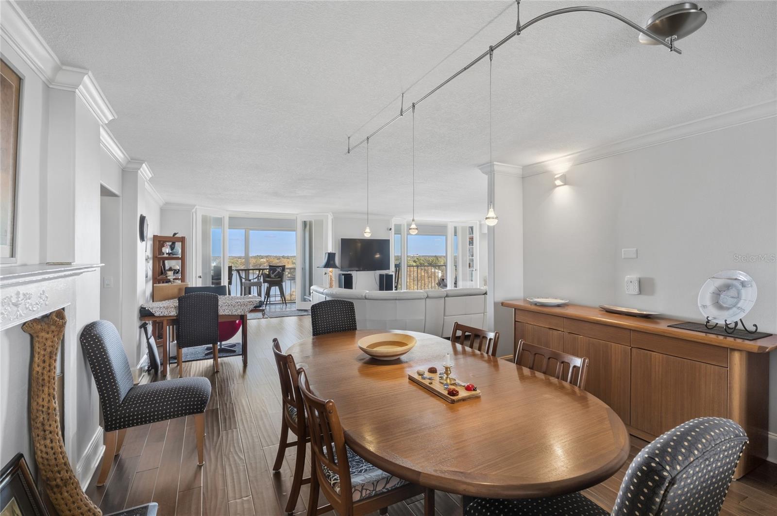 Image 12 of 36 For 1100 Orlando Avenue 956