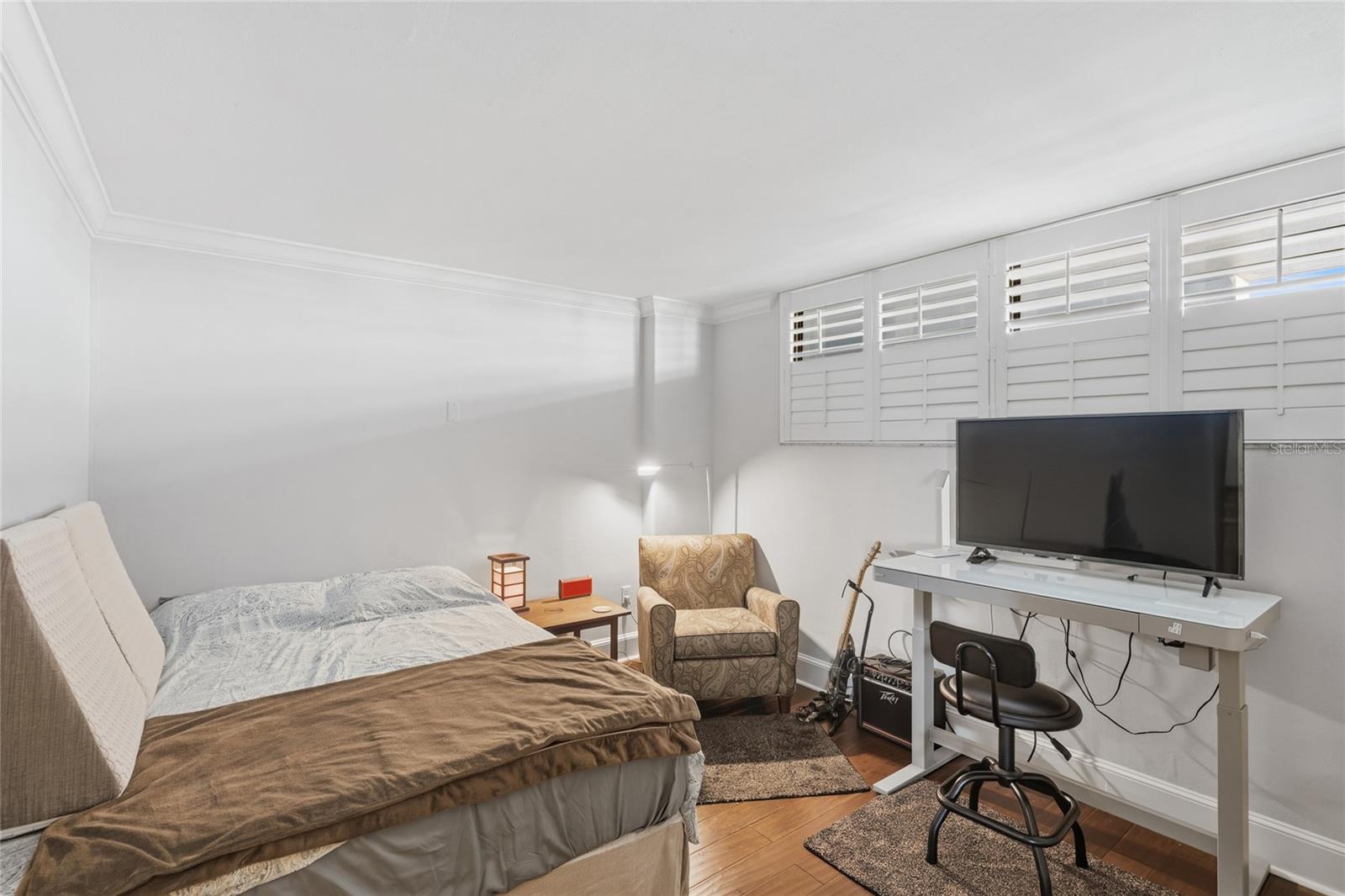 Image 21 of 36 For 1100 Orlando Avenue 956