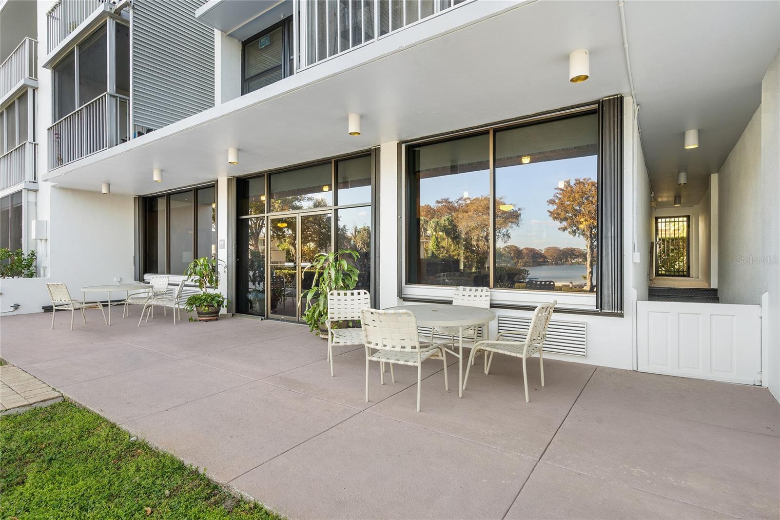 Image 29 of 36 For 1100 Orlando Avenue 956