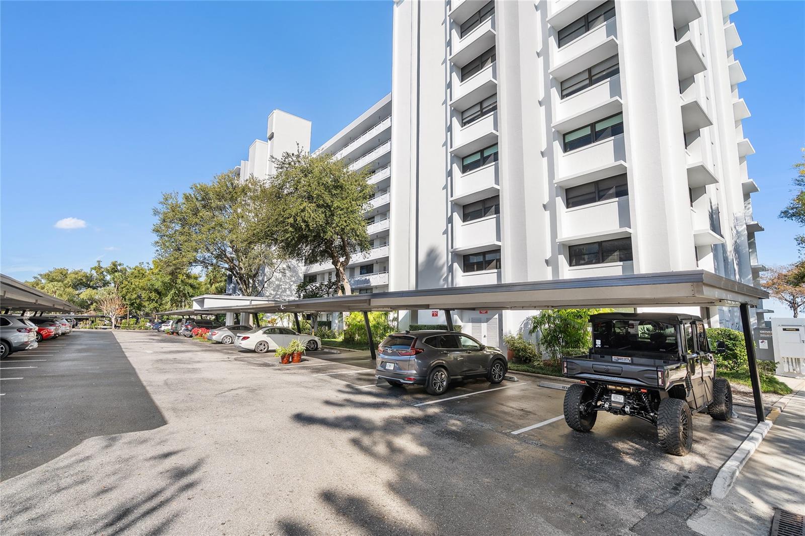 Image 35 of 36 For 1100 Orlando Avenue 956